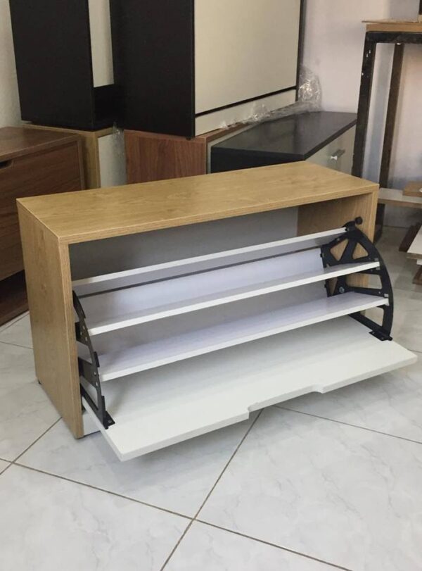 Cấu tạo cửa lật tiện lợi